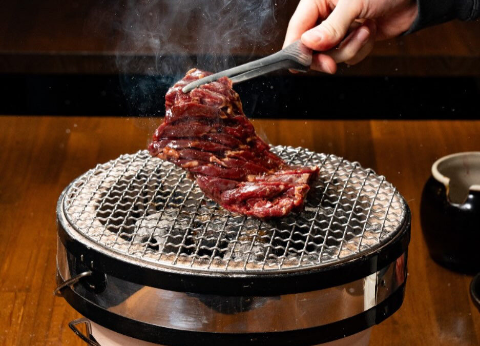 お世話になっております！炭火焼肉藤井です！
